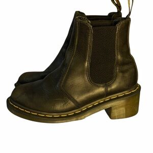 Dr. Martens Cadence Chelsea Boot